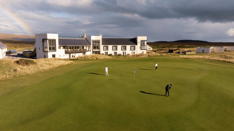 Golf course by The Machrie
