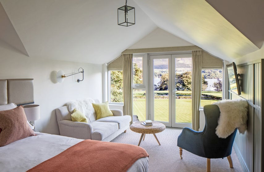 another place the lake family suite