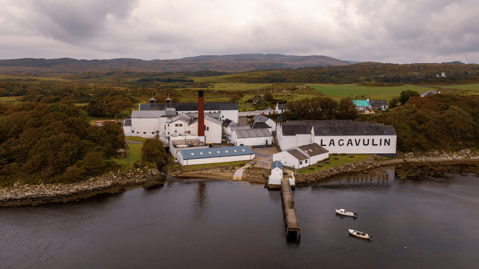 Lagavulin distillery