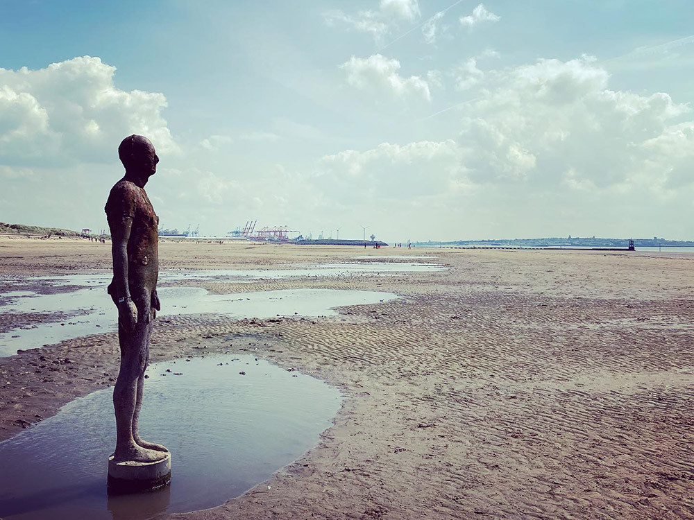 Anthony Bromley's silent figures