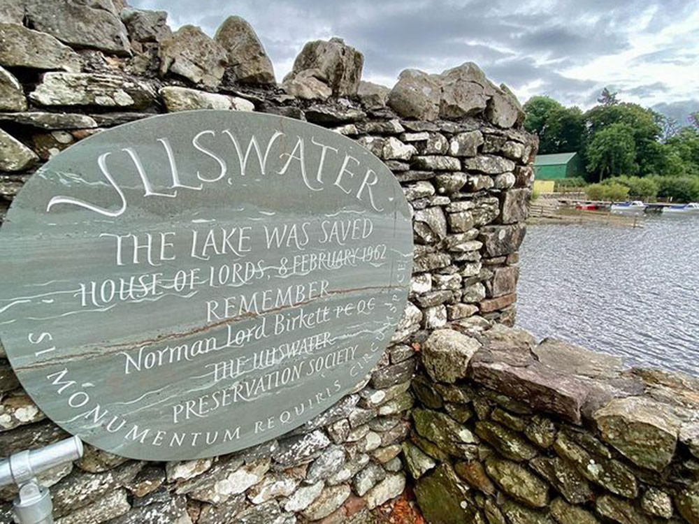 Birkett memorial plaque