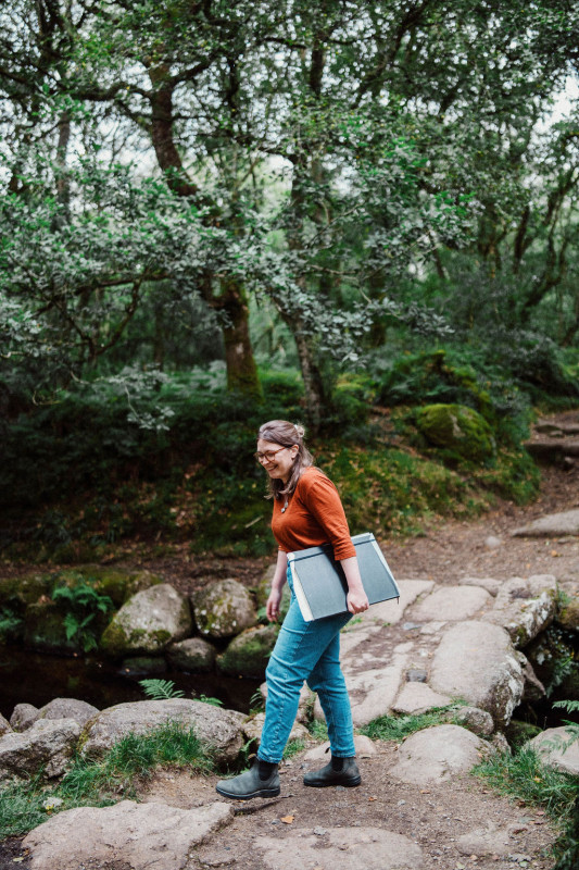 Emma Carlisle drawing outside
