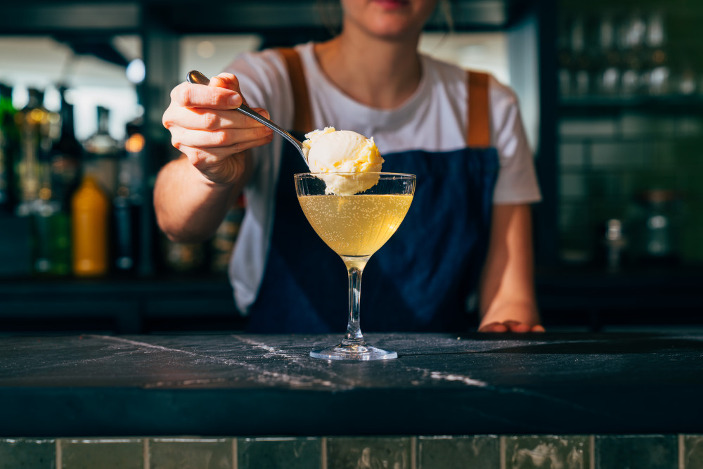STICKY TOFFEE PUDDING FLOAT 