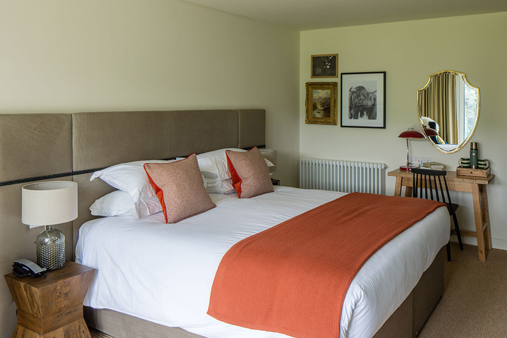 7 April – Four nights