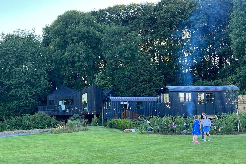 Jo Whiley stays outside at another place