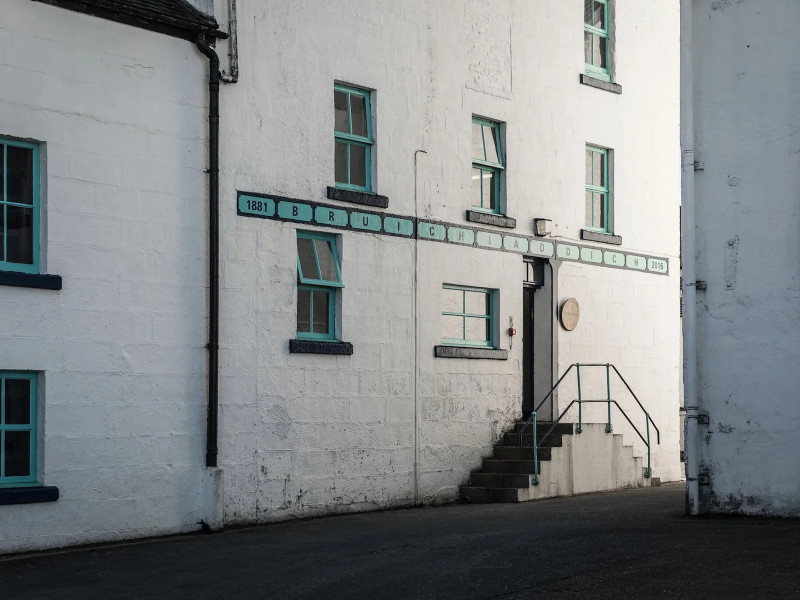 Image for Islay nights, whisky flights room post